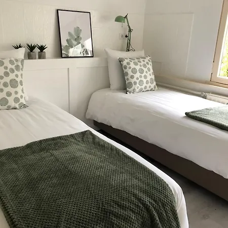 Hotel Van Dyk 3*